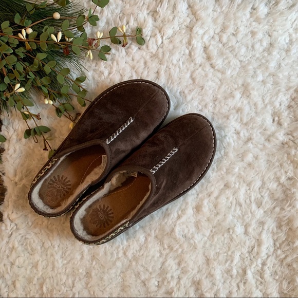 UGG Australia Brown Leather Clogs - Picture 1 of 4